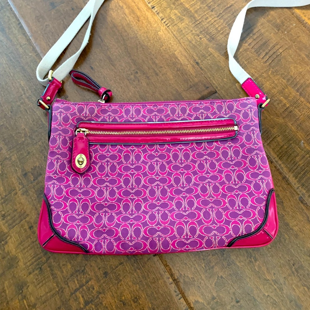 Authentic Vintage Coach Cross Body Purse Gem